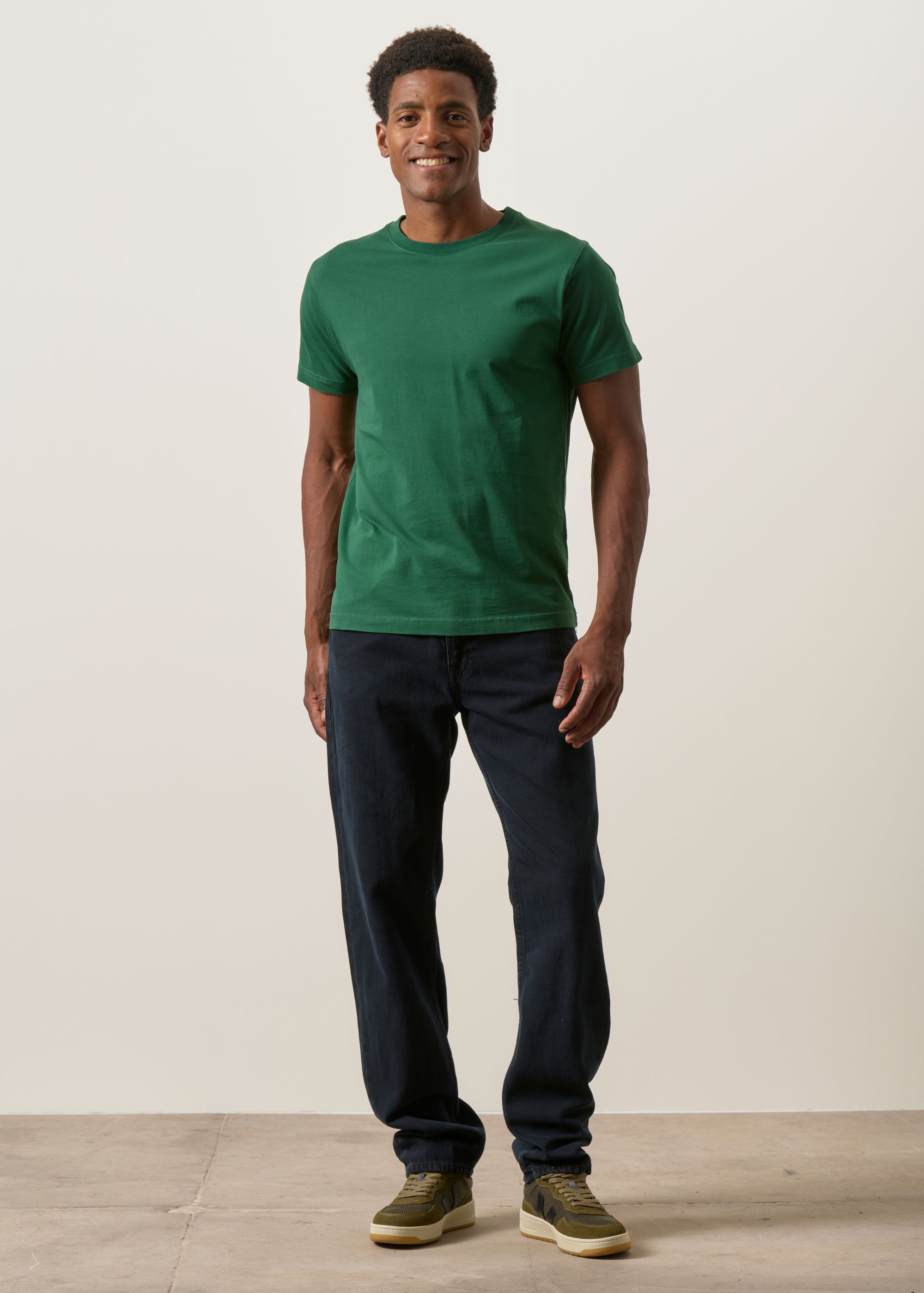 T-shirt en coton bio | vert forêt, WeDressFair, photo 3