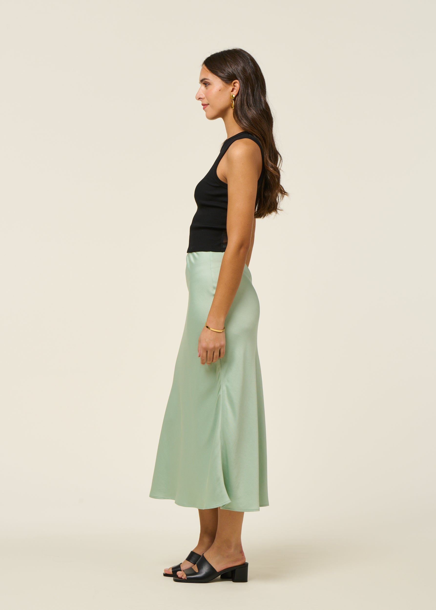 Jupe en satin recyclé | vert clair "lenovaa satin slip-skirt - foam", Armedangels, photo 5
