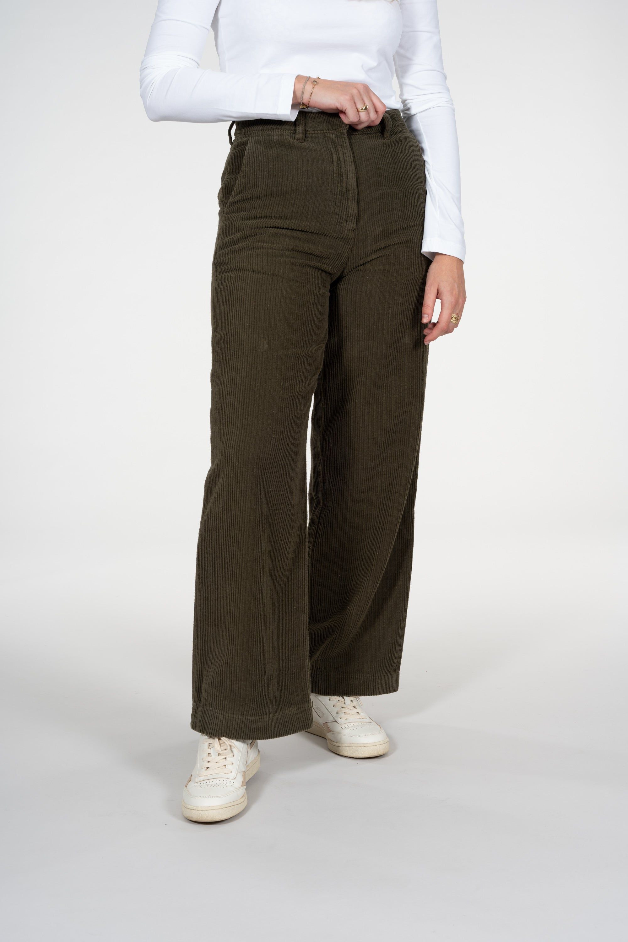 Pantalon ample kaki velours côtelé en coton bio - posey forrest night, Knowledge Cotton Apparel, photo 1