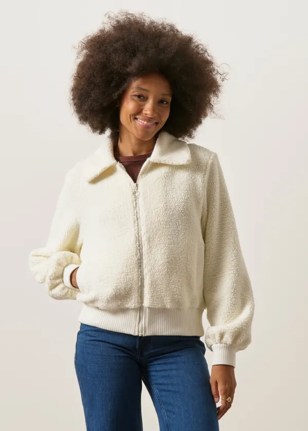 Veste polaire en coton bio et matière recyclée | beige "Studio cloud jacket creme - white", Mademoiselle Yéyé