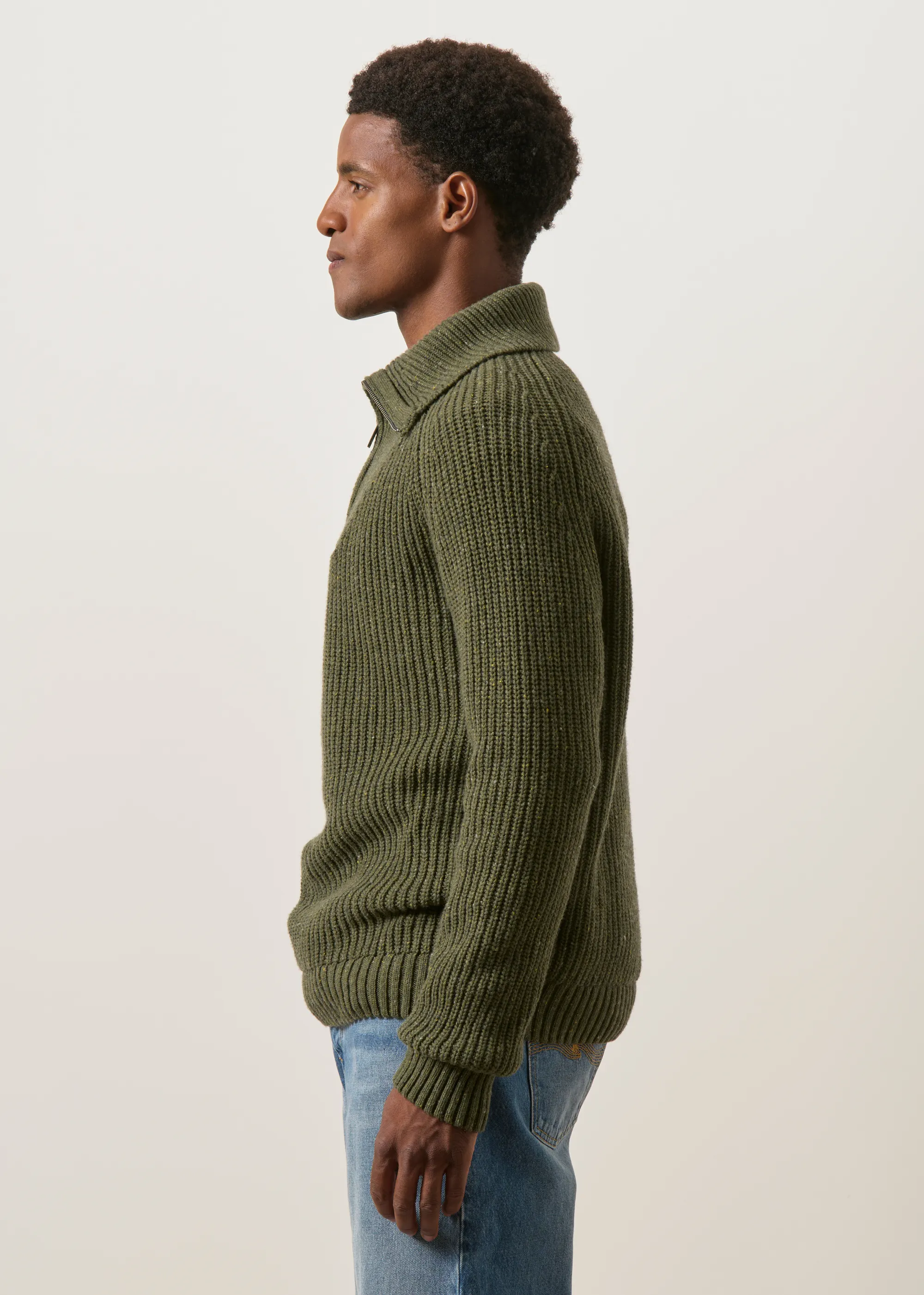 Pull col zippé en coton bio et en laine recyclée | vert "Tweed knit troyer - dark earth tweed", Armedangels, photo 5