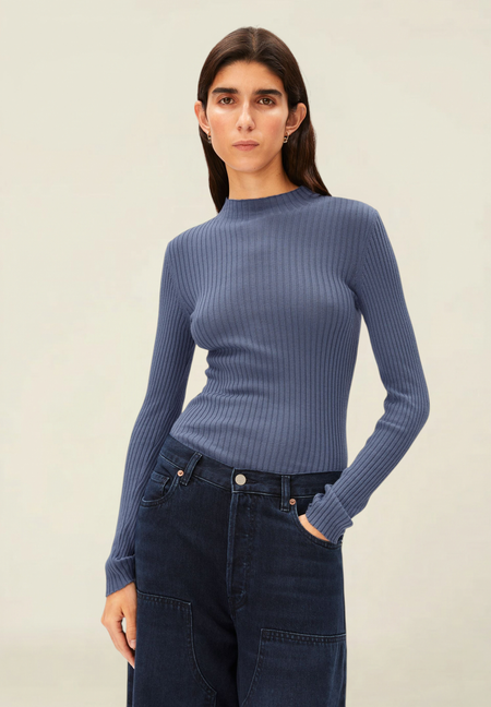 Sous-pull côtelé en coton bio | bleu "Alaania knit sweater - dusty moon" - Armedangels