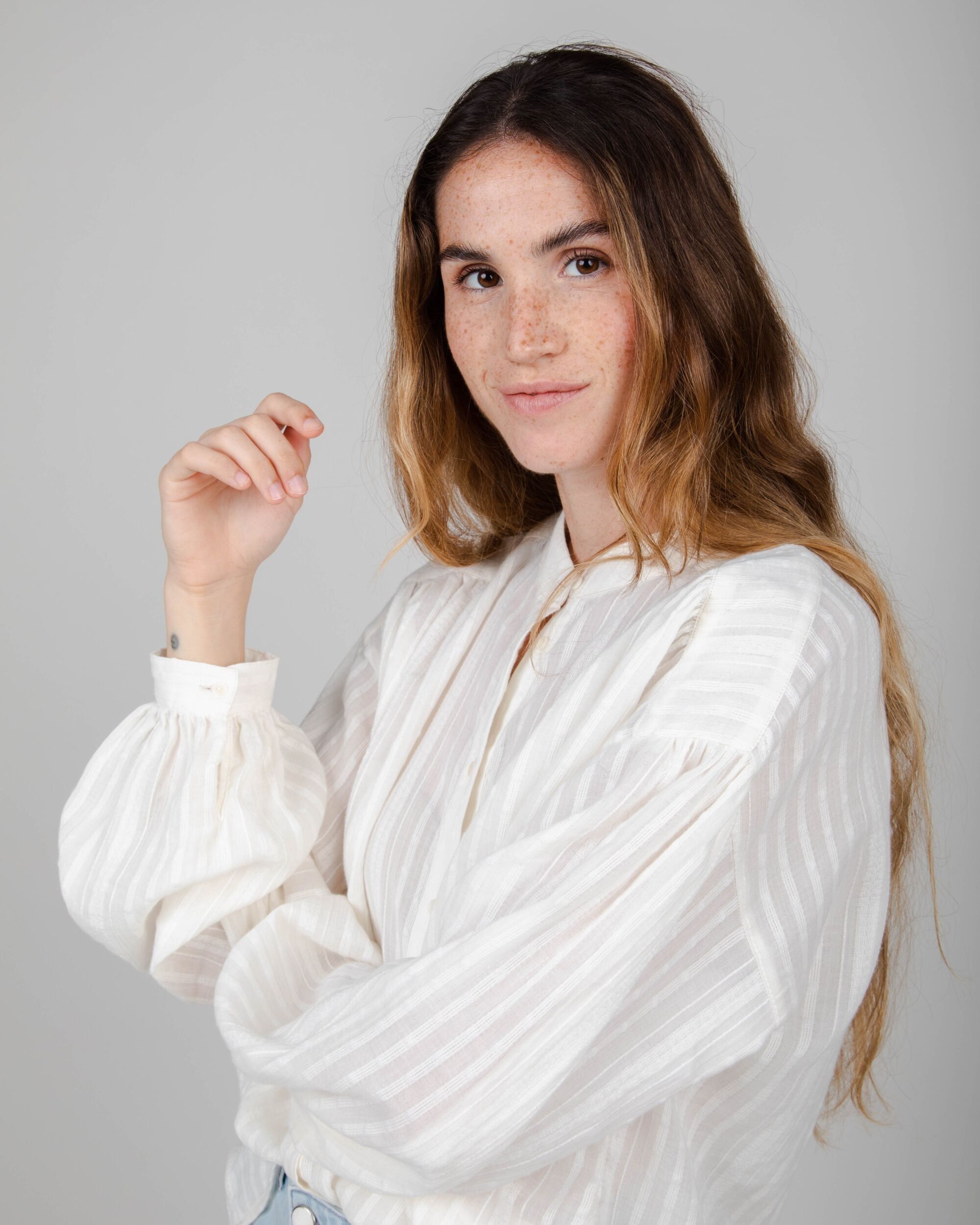 Chemise oversize blanche en coton bio - polka dot boho blouse white - white, Brava Fabrics, photo 2