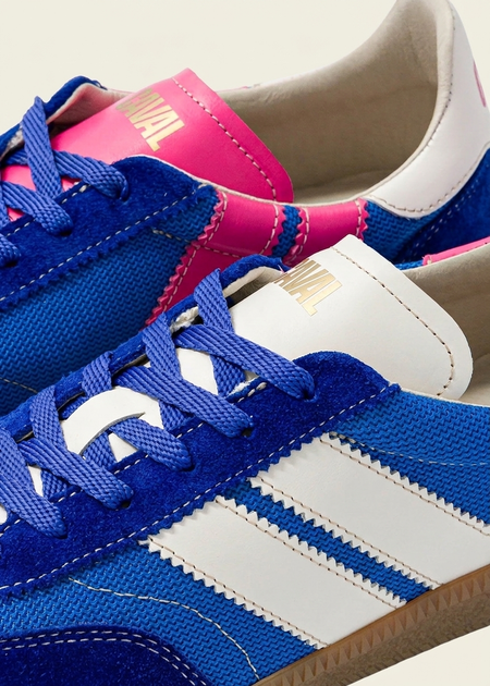 Baskets en mesh recyclé et cuir certifié | bleu "flash kiss" - Caval