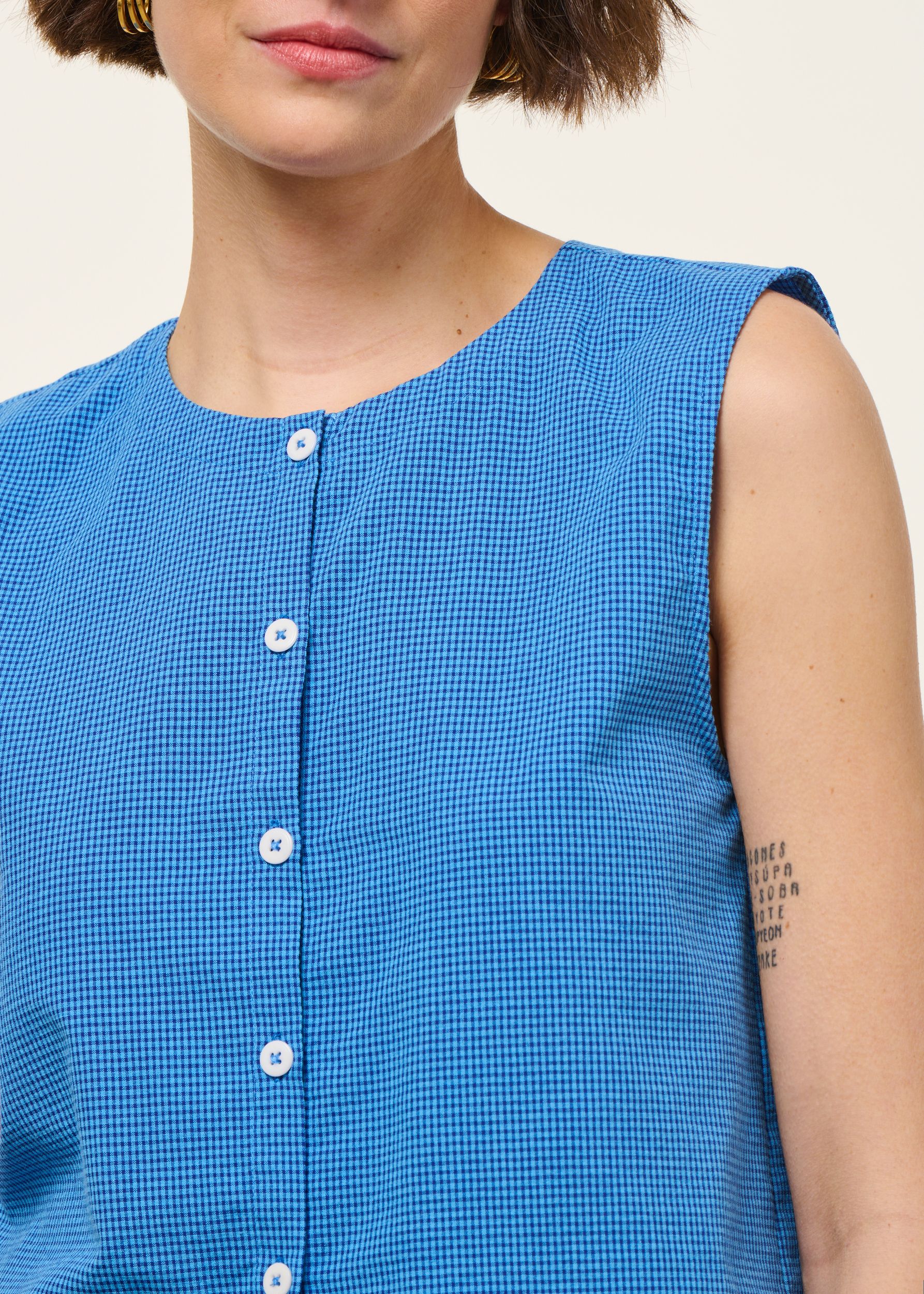 Bluse aus Bio-Baumwolle und recycelten Materialien | Blau "checks button up blouse blue", Brava Fabrics, Foto 2