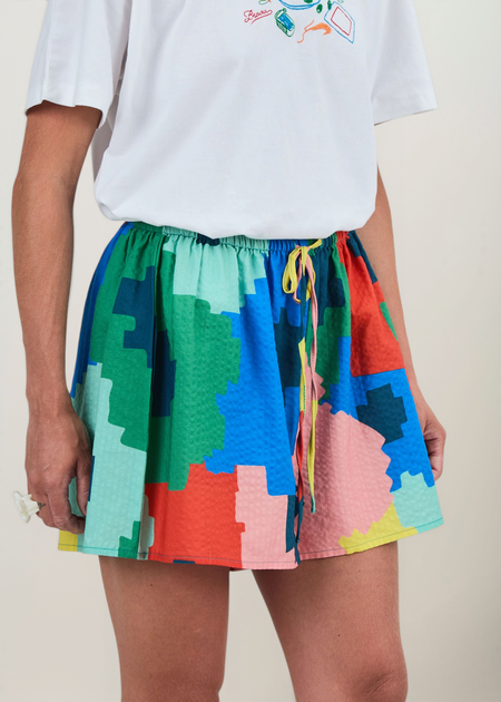 Short en seersucker coton bio et lyocell "Maxi flower bali loose shorts - blue" - Brava Fabrics