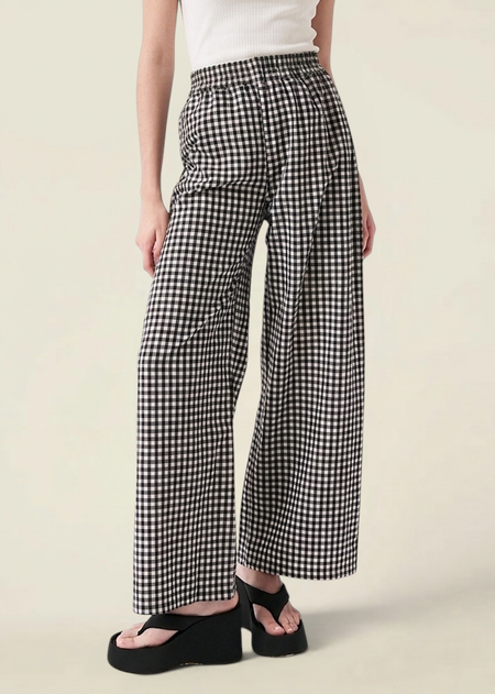 Pantalon léger en coton bio et polyester recyclé | vichy blanc noir "Crush pants - vichy black cream", AMT Studio, photo 1