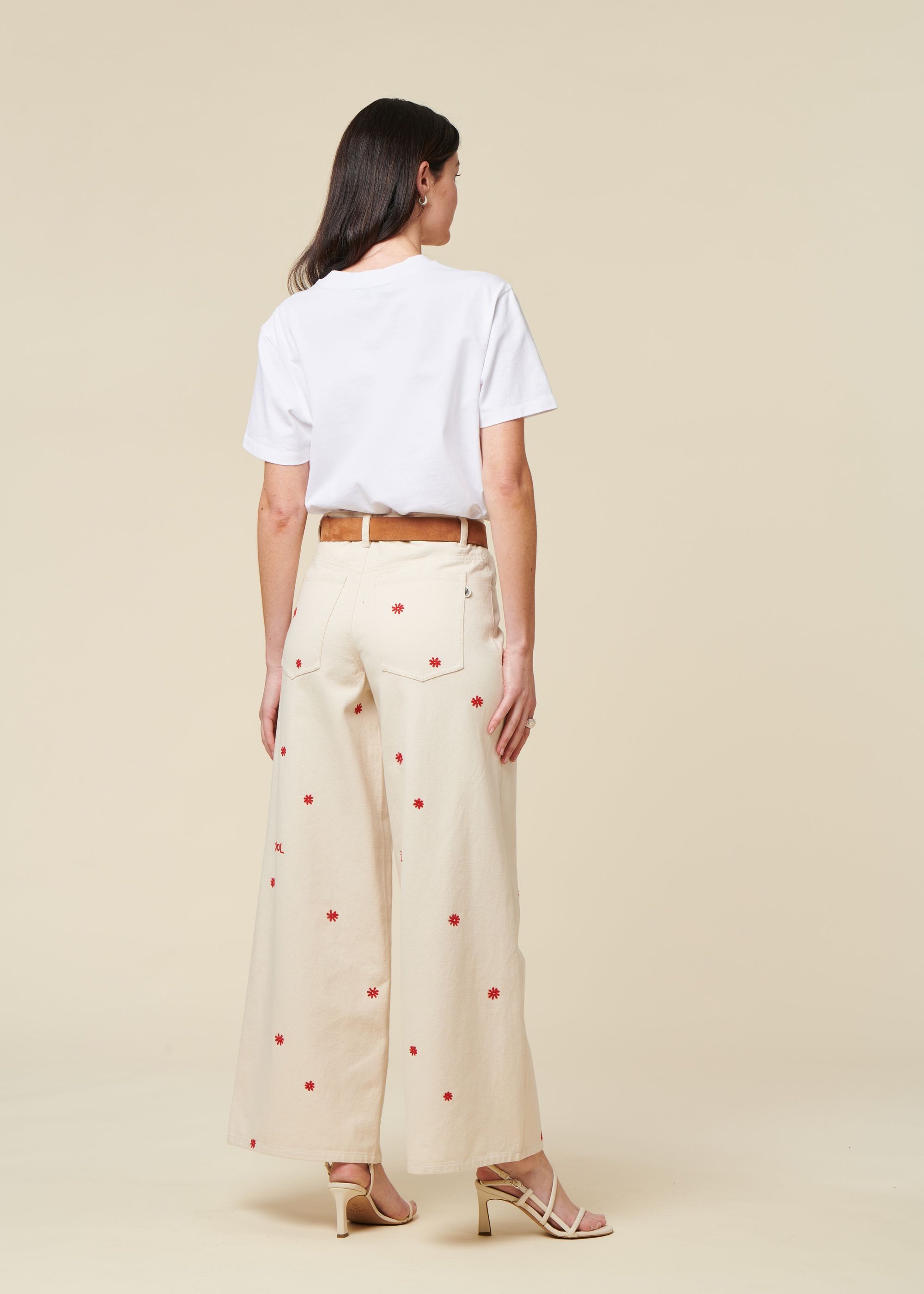 Weite Jeans aus Bio-Baumwolle | Ecru "sol chain hedda pants", Thinking Mu, Foto 4
