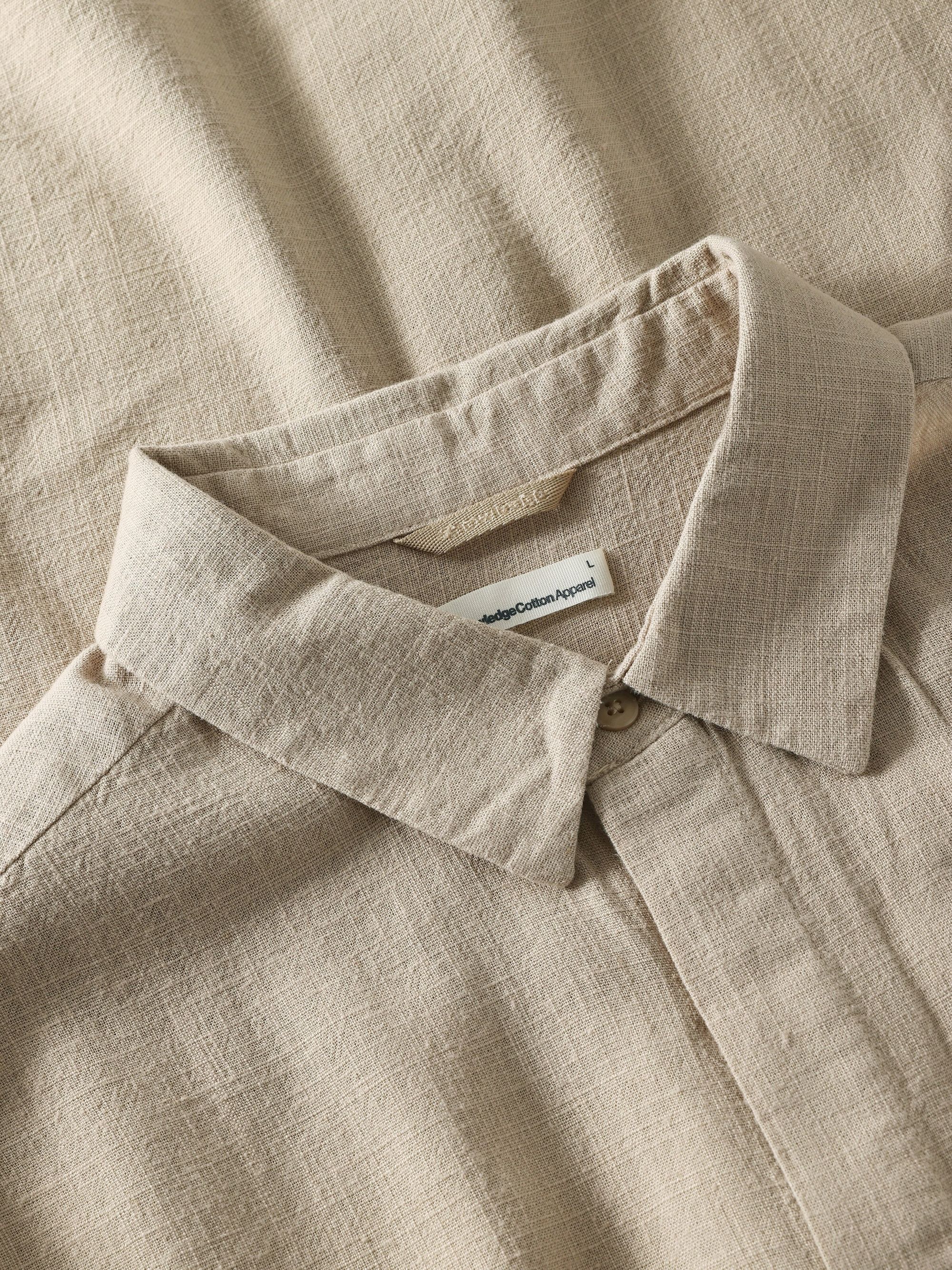 Hemd aus ECOVERO und Bio-Leinen | Beige "Linen-mix shirt - light feather gray", Knowledge Cotton Apparel, Foto 3