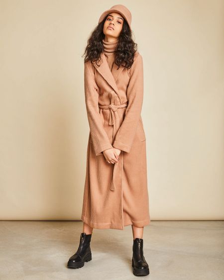 Manteau long beige en coton bio - gramarcy