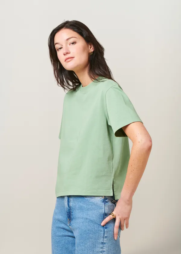 T-shirt boxy en coton bio | vert sauge, WeDressFair