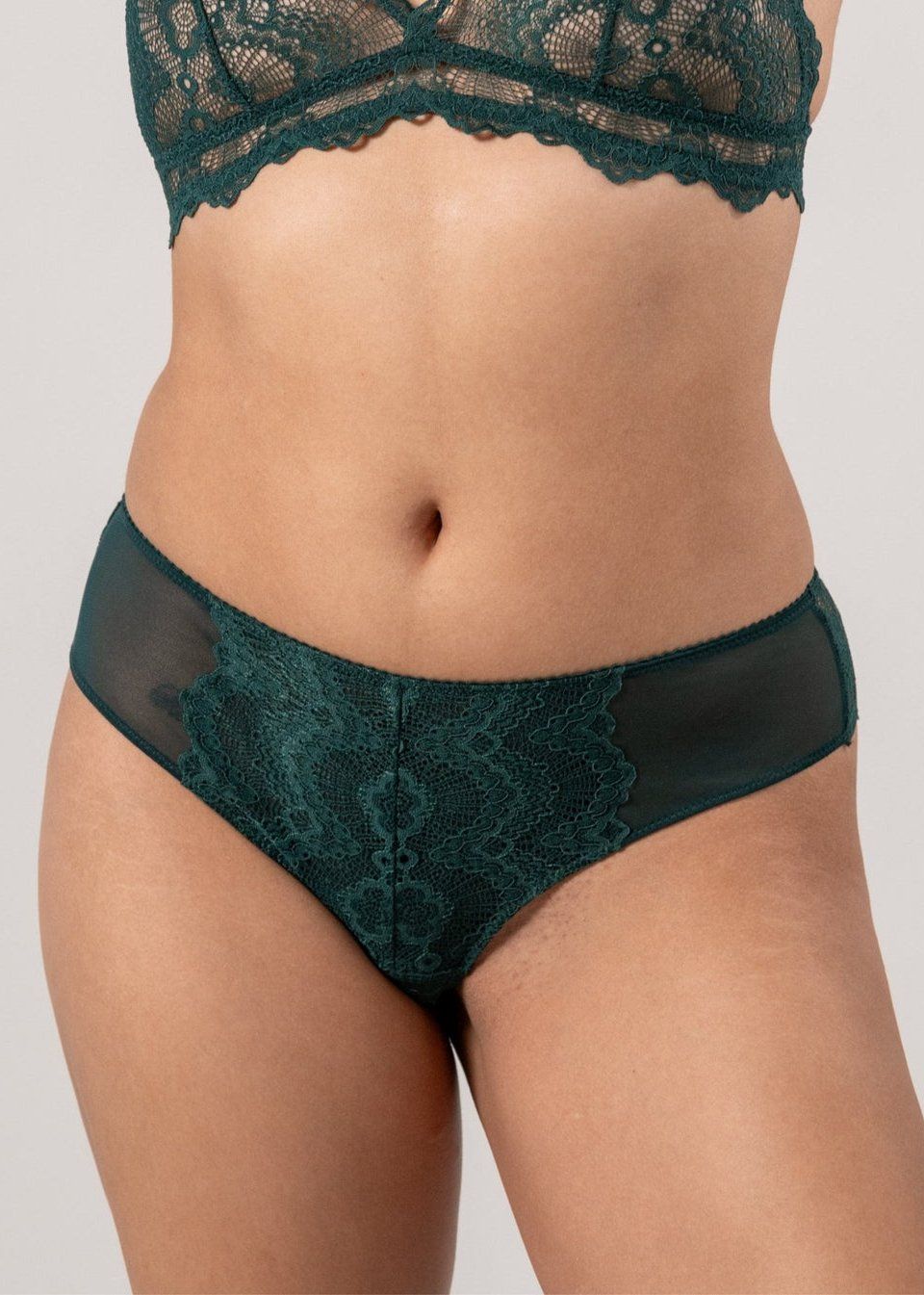 Slip aus Bio-Baumwolle | Grün "lace cheeky - pine", Understatement, Foto 2
