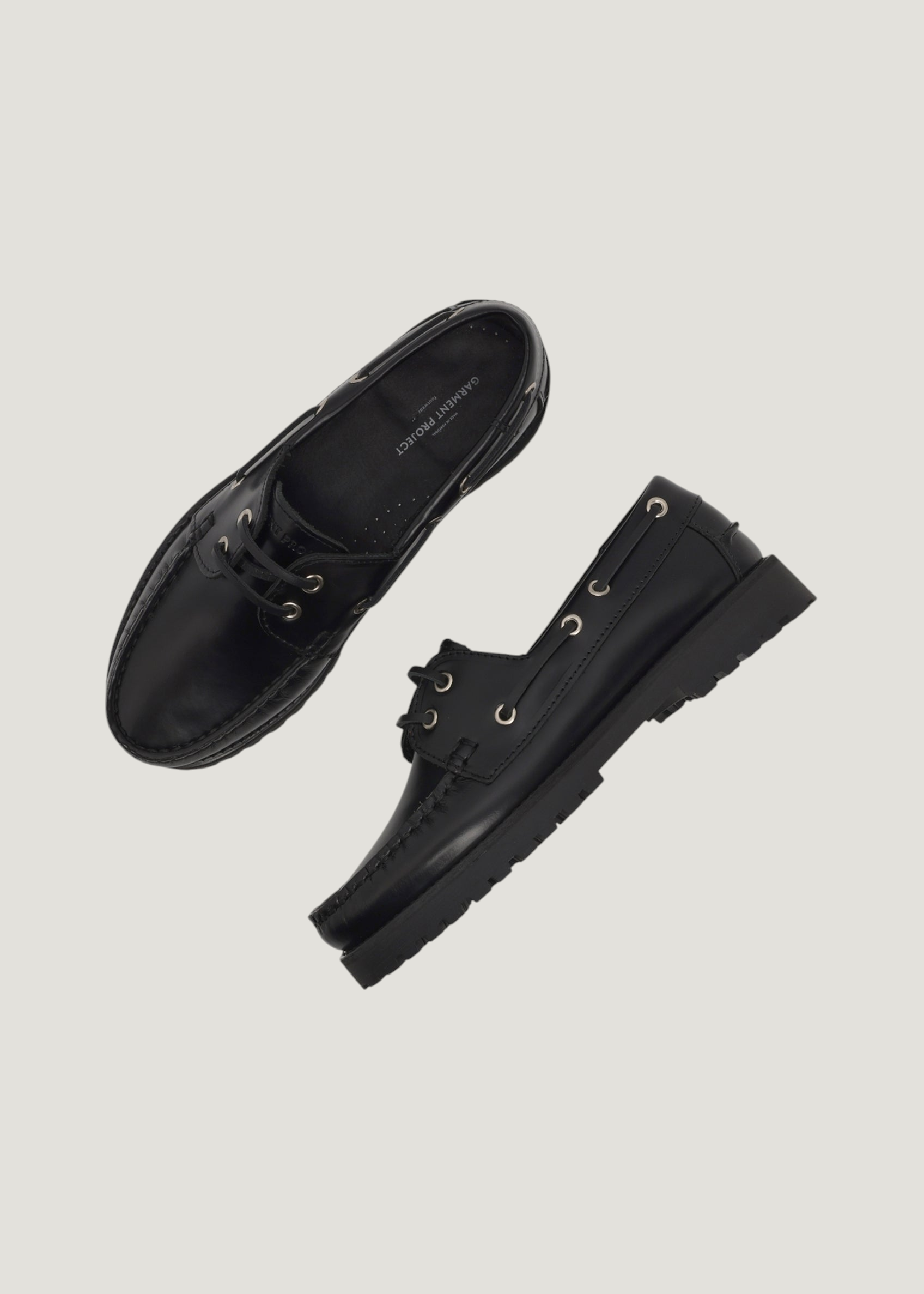 Chaussures bateau en cuir certifié | noir "ollie boat shoe - black polido leather", Garment Project, photo 3