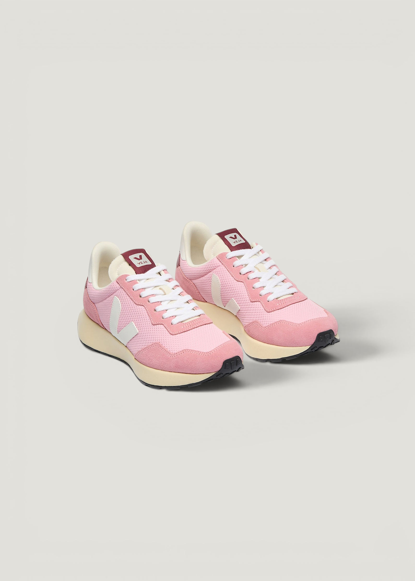 Baskets en mesh recyclé | rose "paulistana - guimauve white", Veja, photo 2