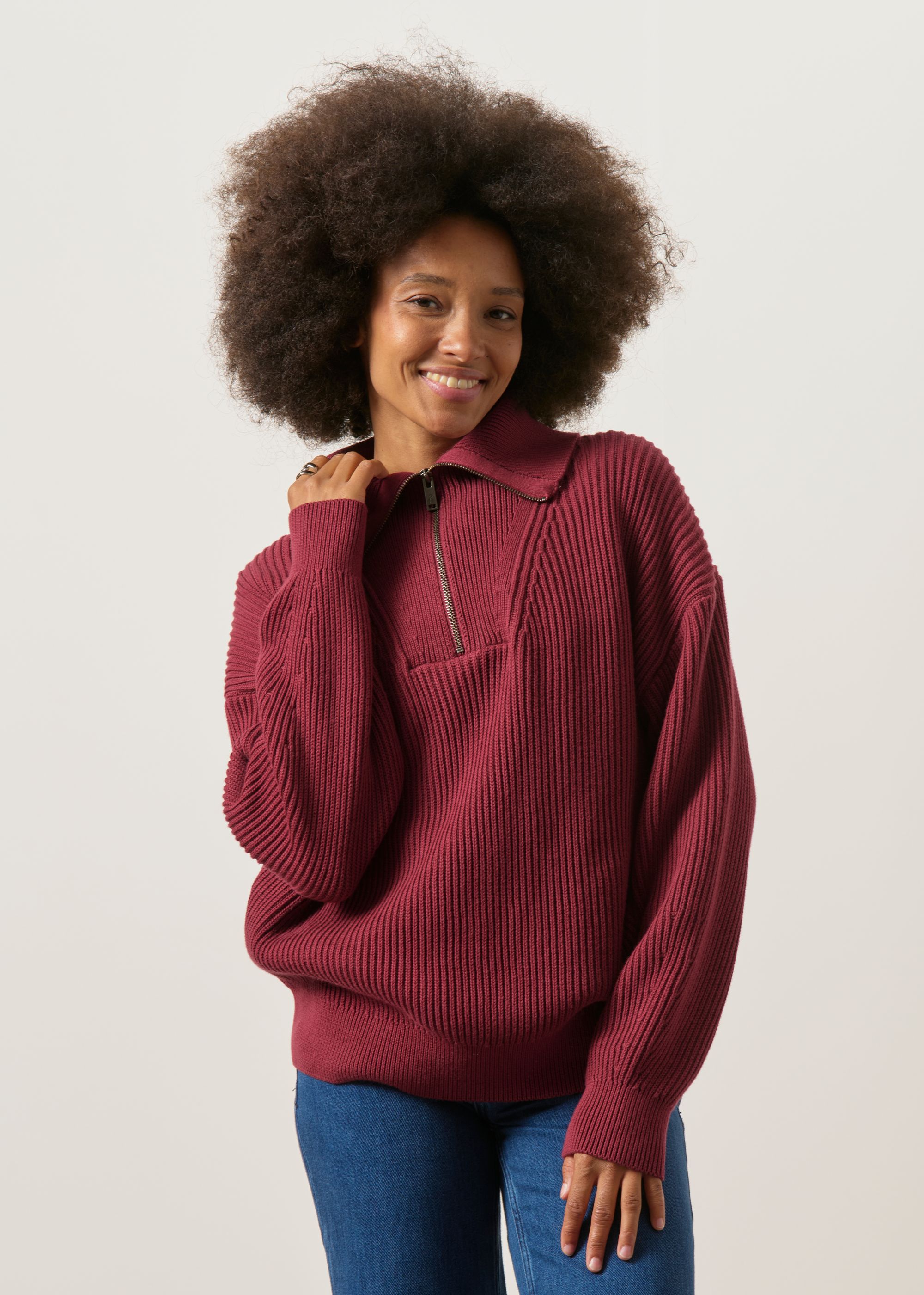 Pull camionneur en coton bio | bordeaux "Vanisé rib knit troyer - velvet red", Armedangels, photo 1