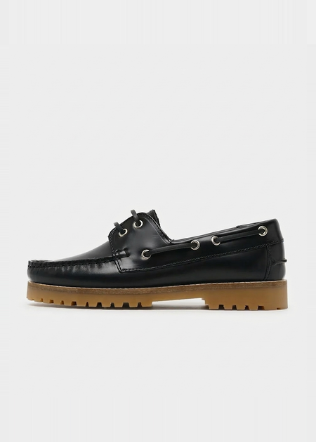 Chaussures bateau en cuir certifié | ollie boat shoe - black polido leather / gum sole - Garment Project