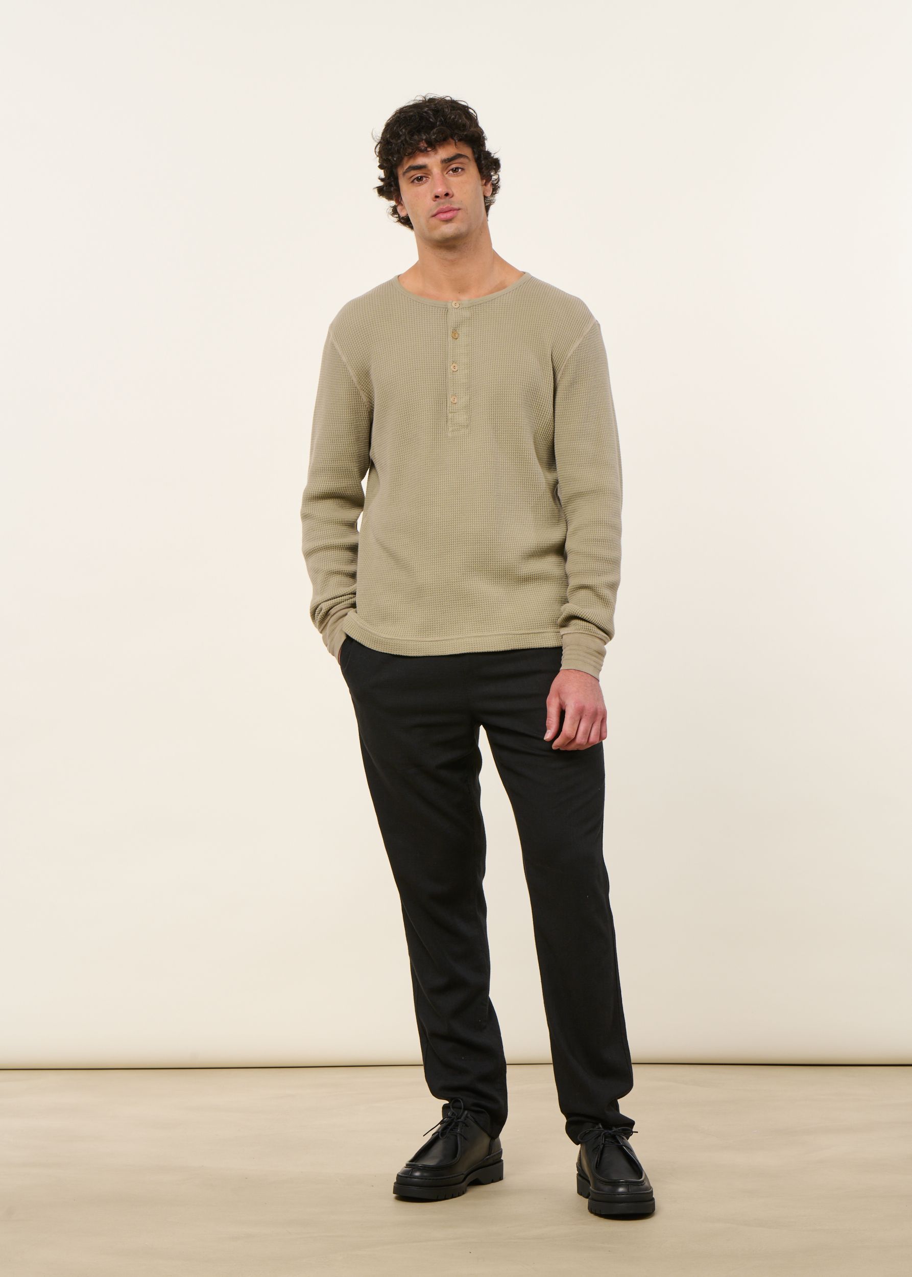 Pantalon droit en lyocell et lin bio | noir "Tim linen-mix pant vegan - black jet", Knowledge Cotton Apparel, photo 5
