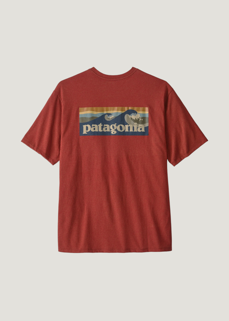 T-shirt en matières recyclées | rouge "M's boardshort logo pocket responsibilitee - rtre" - Patagonia