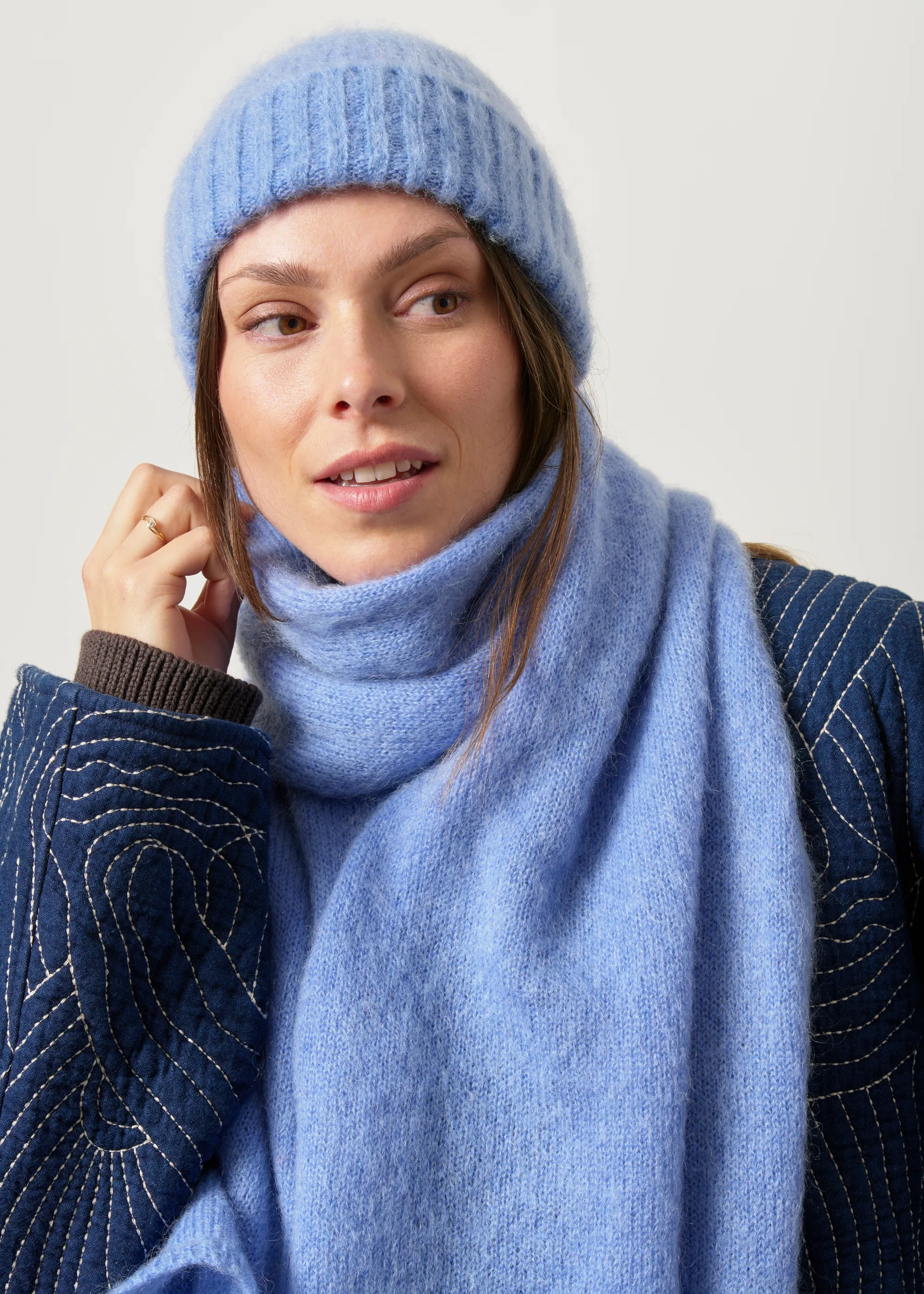 Écharpe en mohair certifiée | bleu ciel "Éléanore", WeDressFair, photo 3