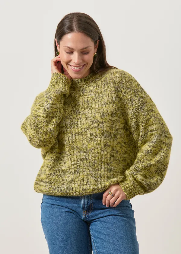 Pull en tricot en laine, tencel et mohair | vert "Mouliné brushed knit sweater - oatmilk", Armedangels