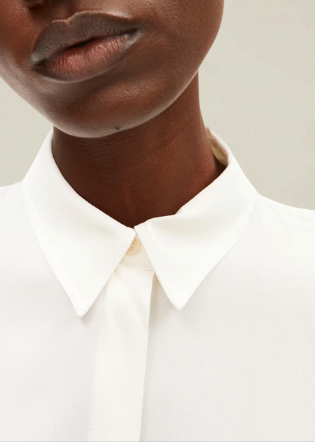 Chemise en ecovero | blanc "larisaana longsleeve - off white" - Armedangels