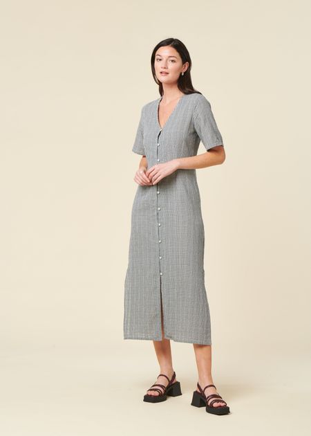 Robe en coton biologique | bleu "lollo check indigo dress - blue" - Nudie Jeans