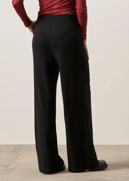 Pantalon noir jersey en ecovero et matière recyclée | noir "himaari black" - Armedangels