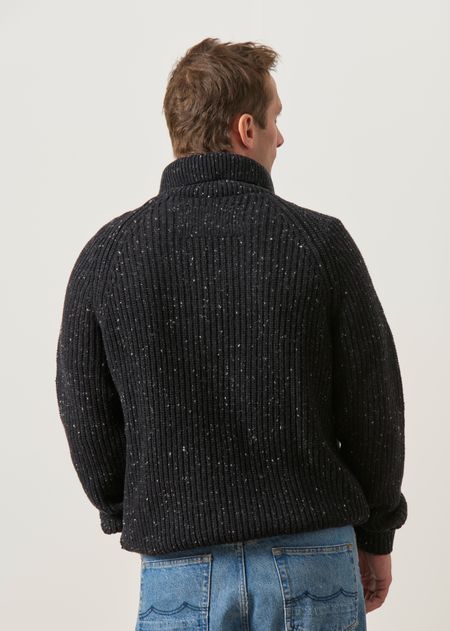 Pullover mit Reißverschlusskragen aus Bio-Baumwolle und recycelter Wolle | Schwarz "Tweed knit troyer - black", Armedangels, Foto 4