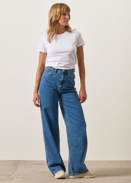 Jean droit large en coton recyclé | bleu "enijaa - daydream" - Armedangels