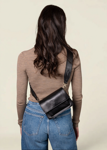 Sac à main bandoulière en cuir certifié | noir "harper mini black classic leather" - O My Bag