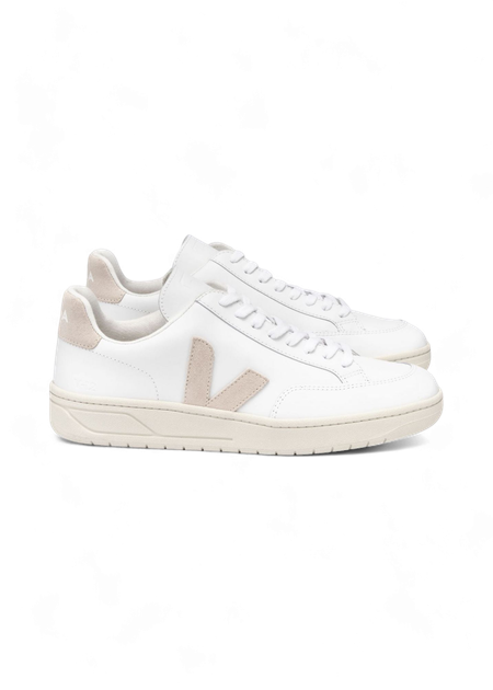 Basket basses en cuir et suède certifiés | blanc et beige "v-12 leather extra white sable"