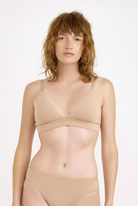 Soutien-gorge triangle en coton bio | beige "core v2 triangle bralette hazelnut"