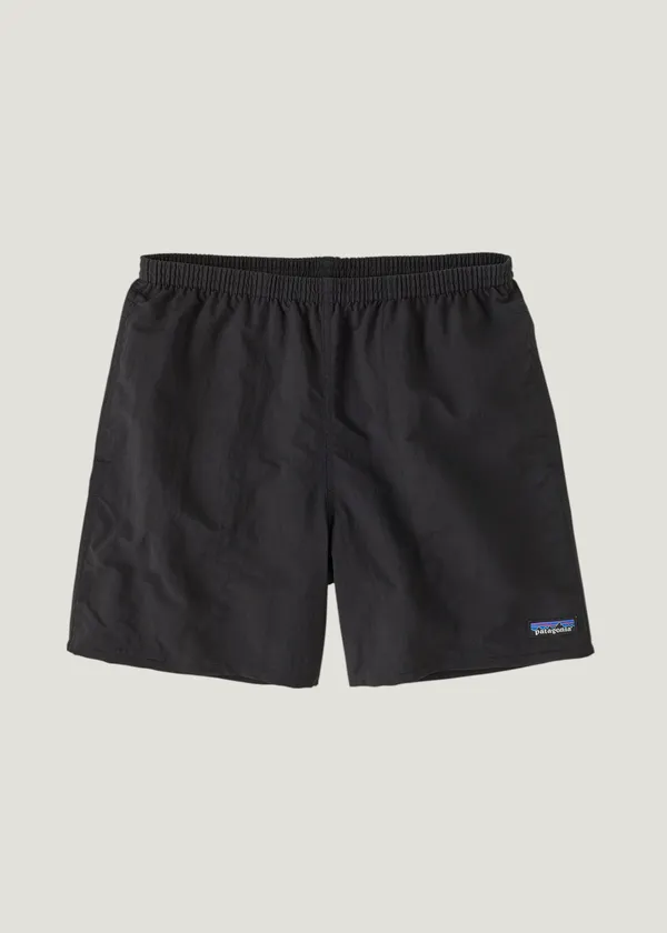 Short léger en matière recyclée | noir "baggies shorts - 5 in. - black w/black", Patagonia
