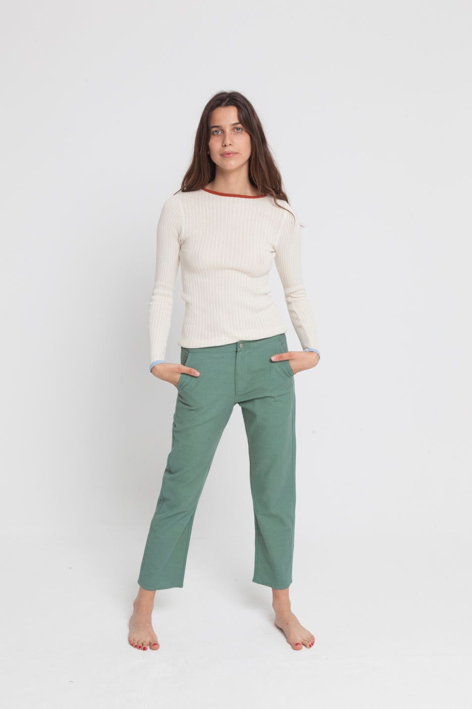 Pantalon droit vert en coton bio - dafne, Thinking Mu, photo 3