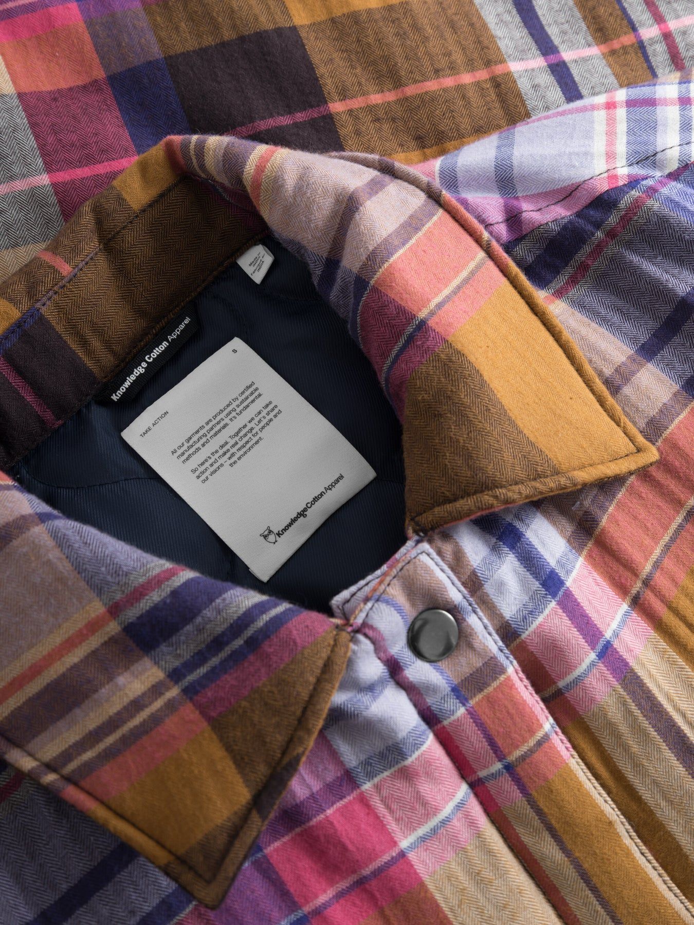 Steppjacke aus Bio-Baumwolle und recyceltem Material | Kariert "overshirt multi check", Knowledge Cotton Apparel, Foto 6