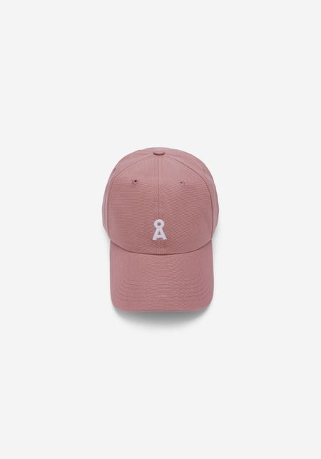 Casquette en coton bio | vieux rose "yenaas bold light berry" - Armedangels