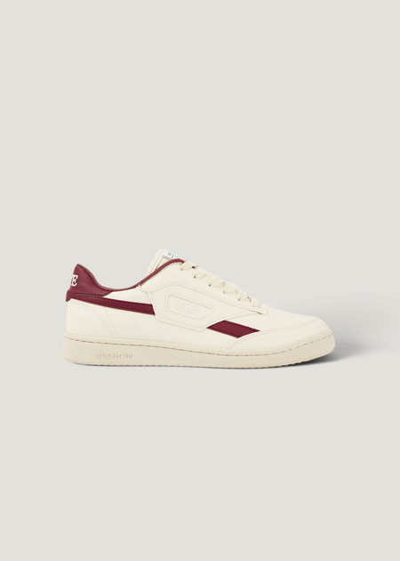 Baskets vegan | blanc et bordeaux "Basket en recyclé - modelo '89 icon garnet" - SAYE
