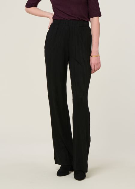 Pantalon ample côtelé en tencel | noir "smilla black" - Jan'n June