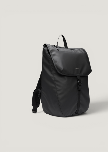 Sac à dos 20l en matière recyclée | noir "Stream lid backpack - black" - Sandqvist