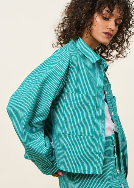 Veste légère en coton bio et matières recyclées | turquoise "denim stripes crop overshirt mint" - Brava Fabrics