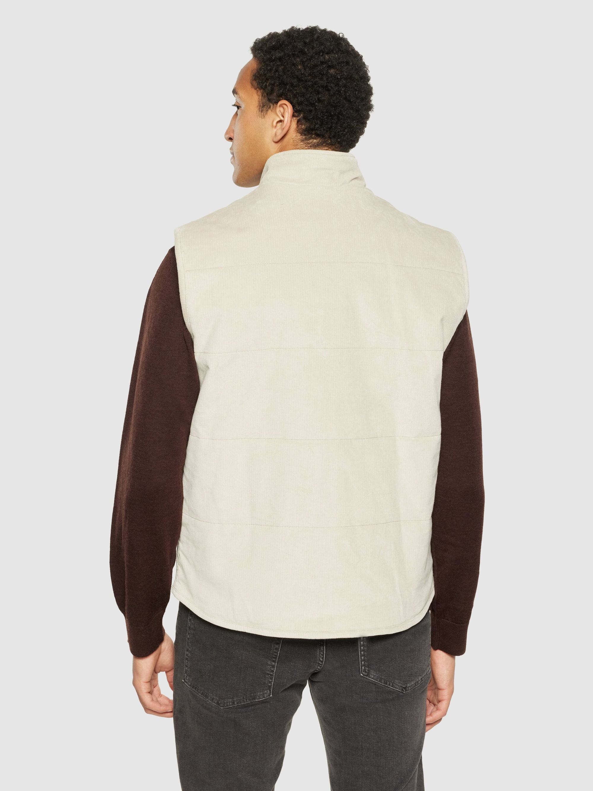 Weste aus Bio-Baumwolle und recyceltem Material | Ecru "11-wales corduroy vest light feather gray", Knowledge Cotton Apparel, Foto 3