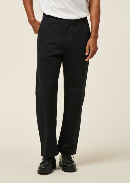 Chino droit en coton bio | noir "flint twill chino - black jet"
