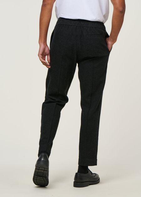 Pantalon large flanelle en coton bio | noir "magnus - eco flannel mel black", About Companions, photo 3