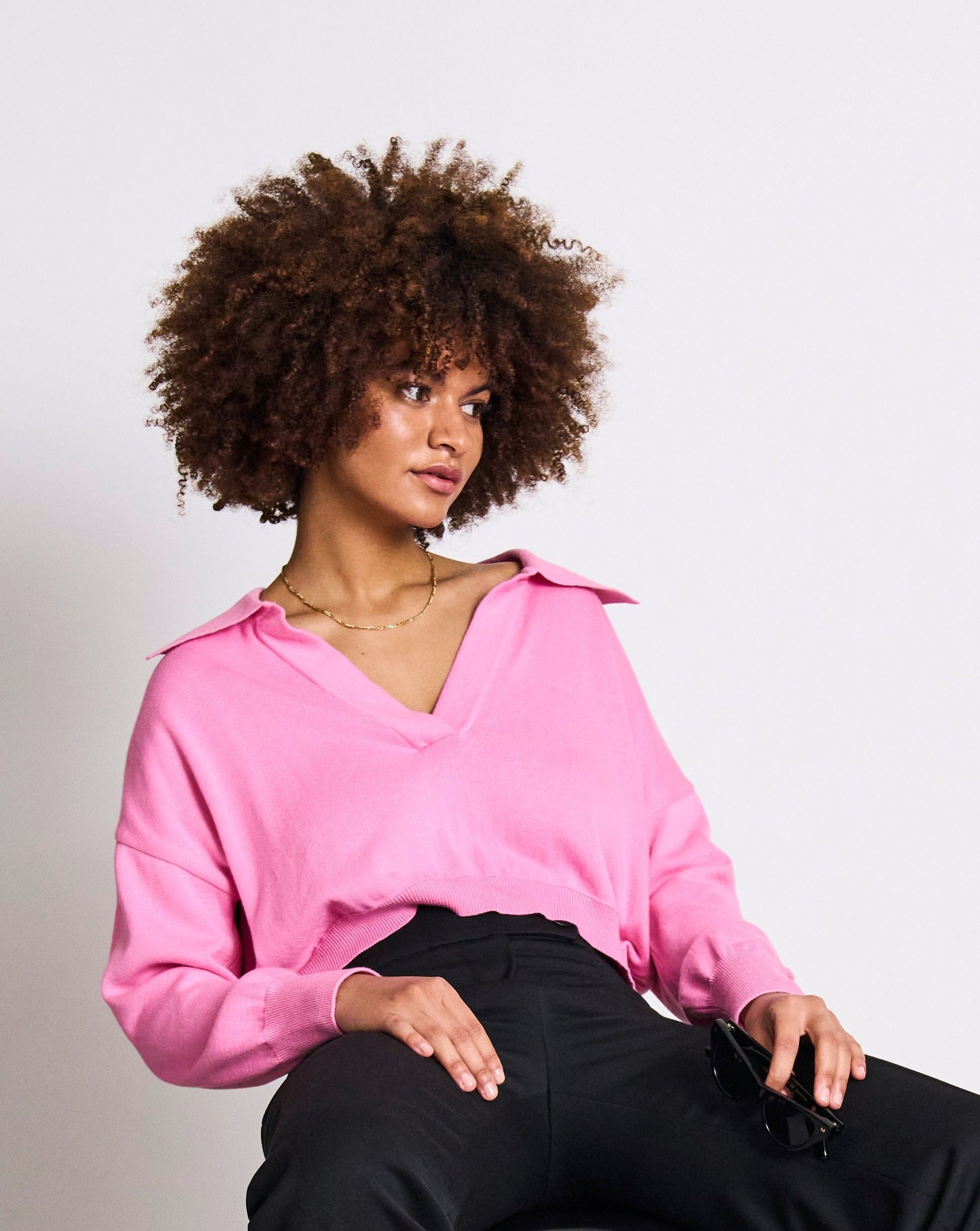 Pull col v court rose en coton bio - almada raspberry, Jan'n June, photo 1