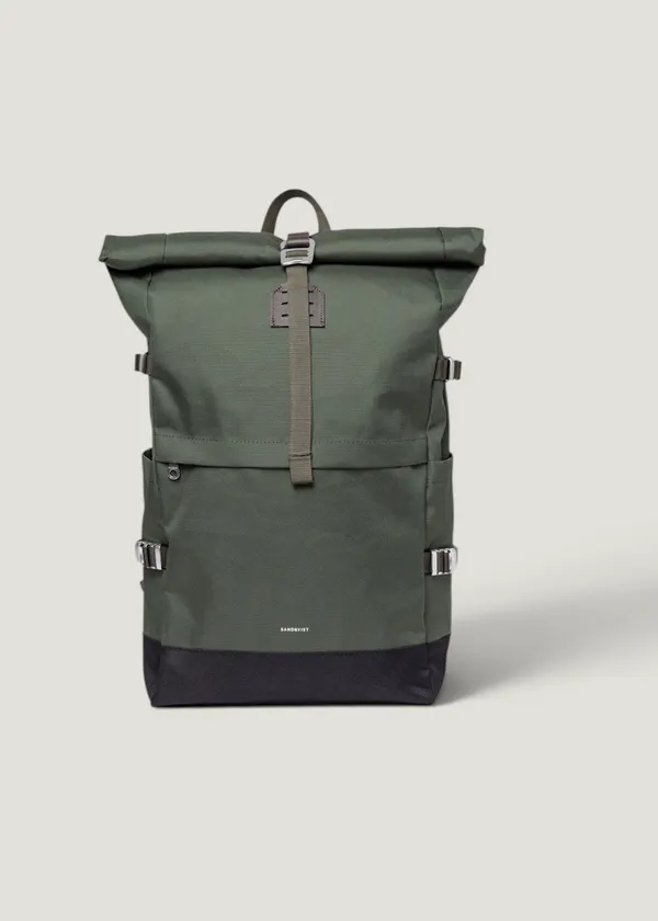 Sac à dos 26l en matières recyclées | vert "icon rolltop backpack l - dawn green with dark brown leather", Sandqvist