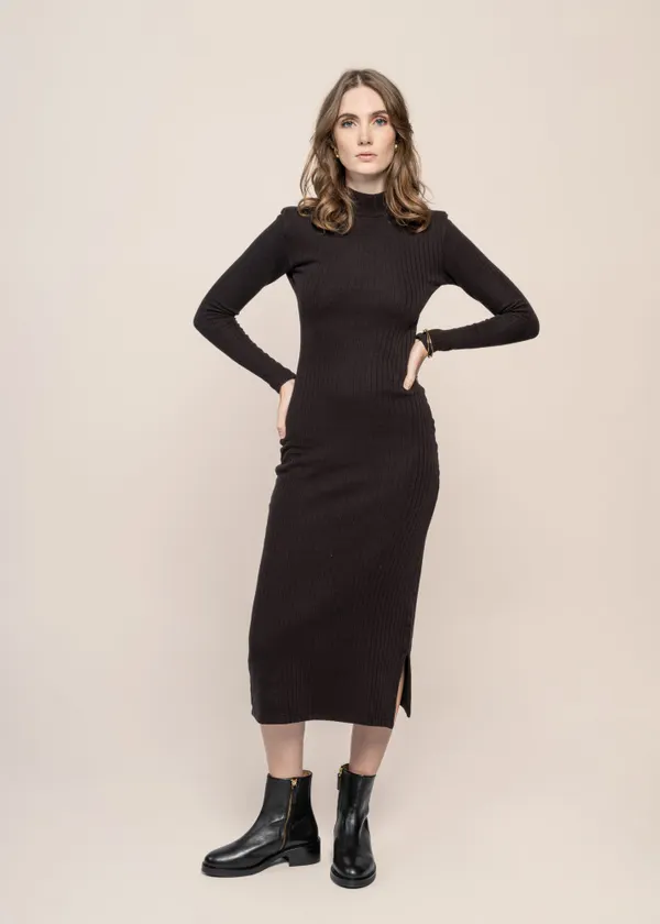 Robe longue côtelée en coton bio | noir "heavy ribbed mock neck dress - true black", Rotholz