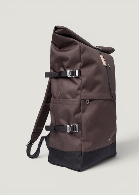Sac à dos 26l en matière recyclée | marron "Icon rolltop backpack 16" - brown" - Sandqvist