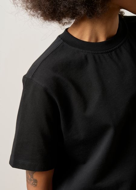 T-shirt boxy en coton bio | noir - WeDressFair