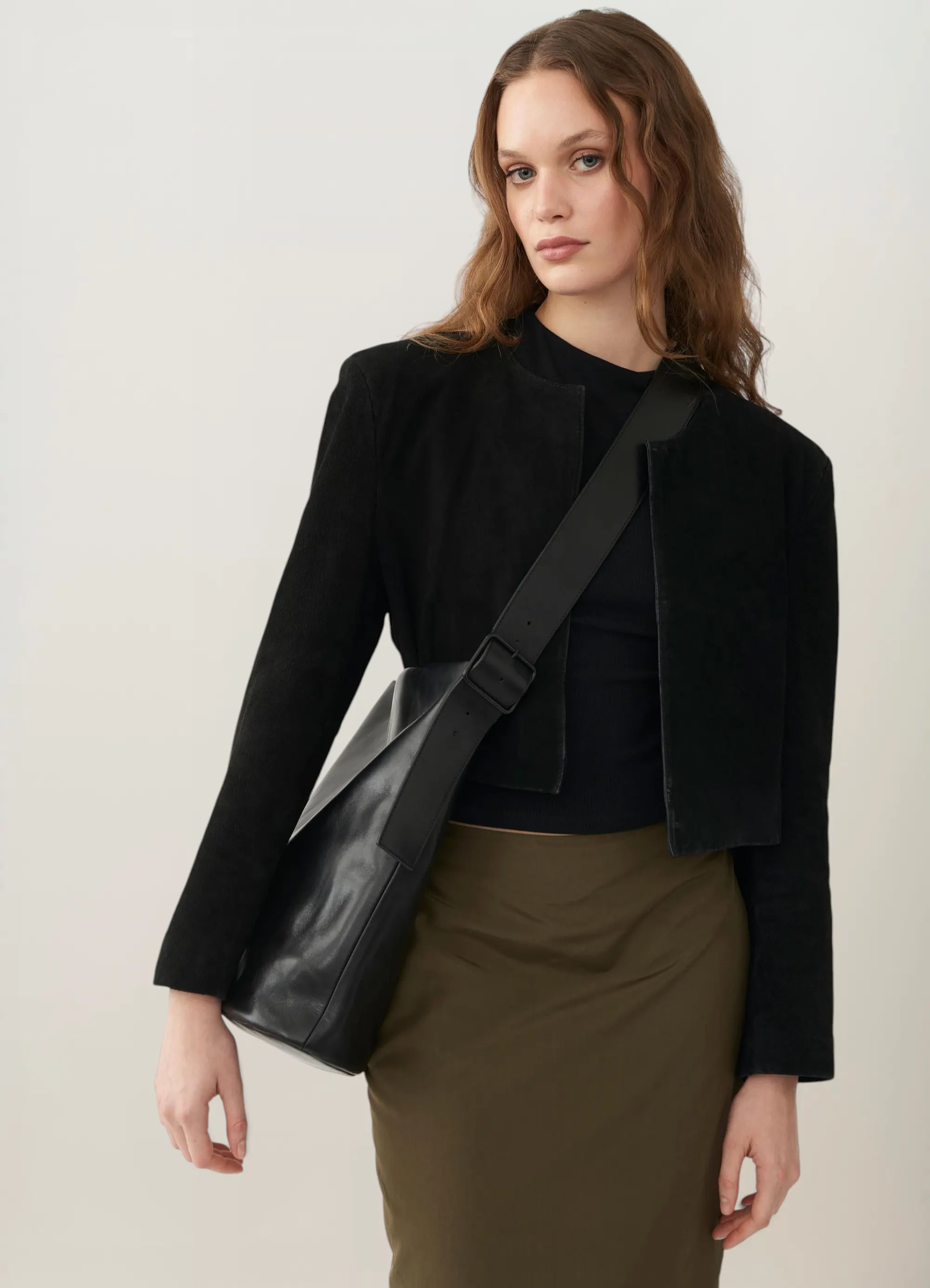 Sac bandoulière en cuir certifié | noir "stockholm", Vagabond, photo 2