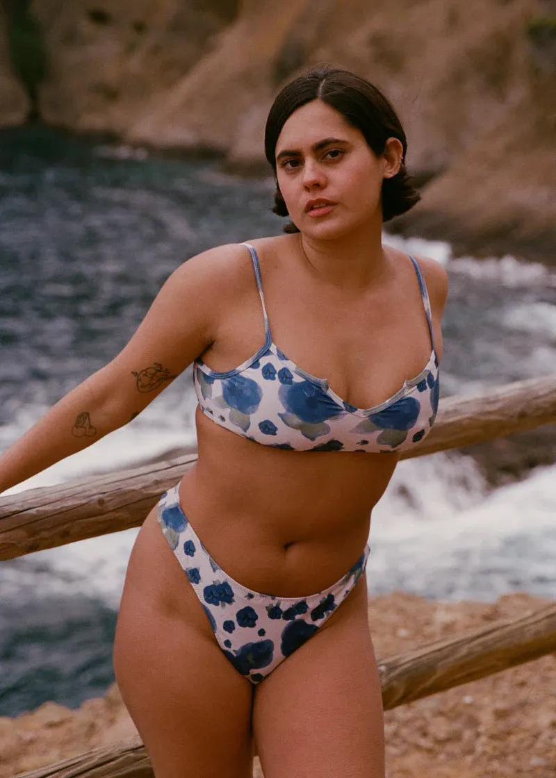 Bas maillot tanga fleurs bleu cocoa - "cocoa-printflower fleurs bleues", Nénés Paris, photo 2